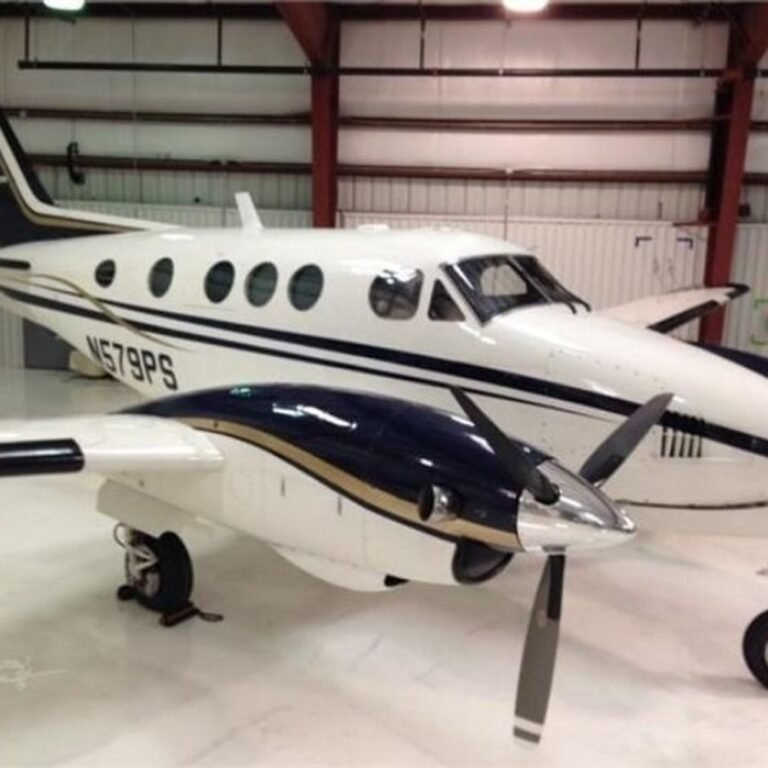 झारखंड के चतरा में एयर एंबुलेंस क्रैश:रांची से दिल्ली जा रही थी, विमान में 7 लोग सवार थे