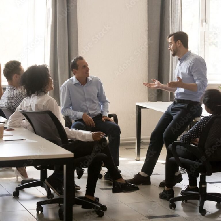 कॉर्पोरेट इंफ्लुएंसर्स का बढ़ा ट्रेंड:ऑफिस के तनाव-चुनौती रोचक तरीके से दिखाकर करोड़ों कमा रहे, ग्राहकों-कर्मियों से जुड़ना आसान किया