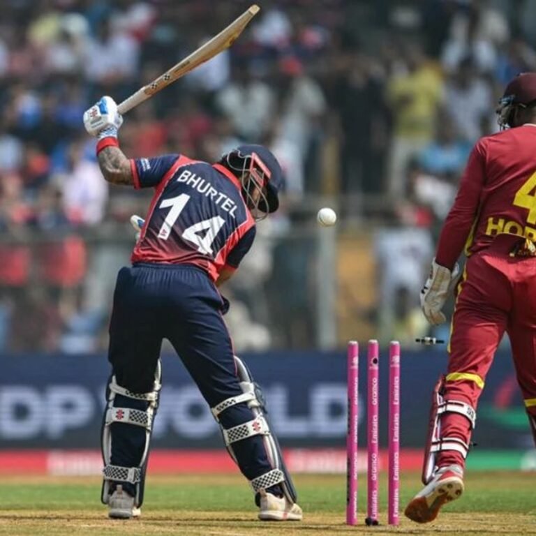 वेस्टइंडीज लगातार तीसरी जीत के साथ सुपर-8 में:नेपाल को 9 विकेट से हराया, होप का अर्धशतक, होल्डर ने 4 विकेट लिए