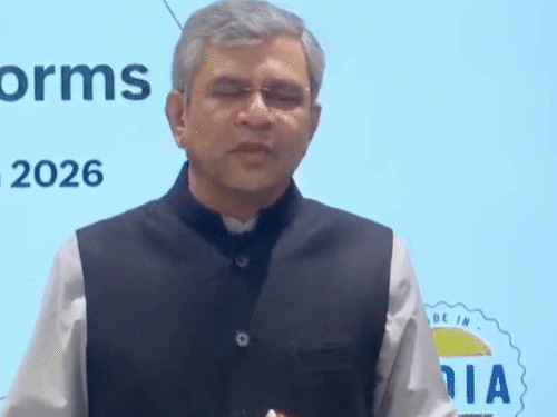 ट्रेन छूटने के 30 मिनट पहले बोर्डिंग स्टेशन बदल सकेंगे:8 घंटे पहले टिकट कैंसिल करने पर 50% रिफंड; नए नियम 1 अप्रैल से लागू होंगे