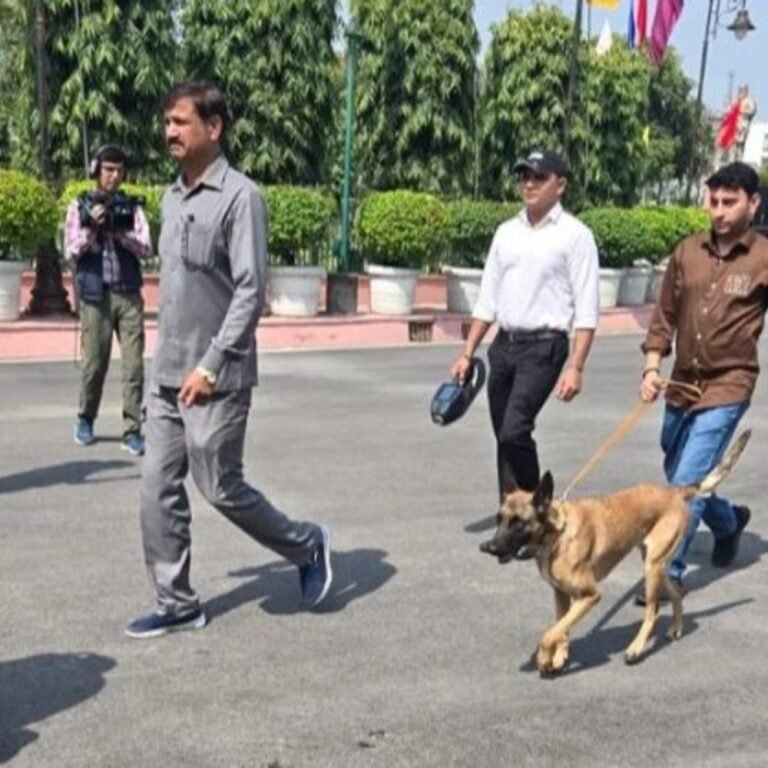 दिल्ली-विधानसभा को बम से उड़ाने की धमकी:स्पीकर को आया ईमेल, बजट सत्र की कार्रवाई आधा घंटा देरी से शुरू हुई