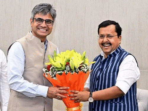 AAP की रणनीति बनाने वाला चेहरा BJP में:छत्तीसगढ़ के संदीप पार्टी के थिंक-टैंक रहे, कार्यकर्ताओं को एकजुट रखना चुनौती; भूपेश बोले- आप ‘B’ टीम