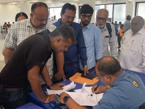 गुजरात में निकाय चुनाव के लिए आज होगा मतदान:15 मनपा, 84 नपा समेत जिला-तालुका पंचायत के लिए 9,992 कैंडिडेट्स मैदान में