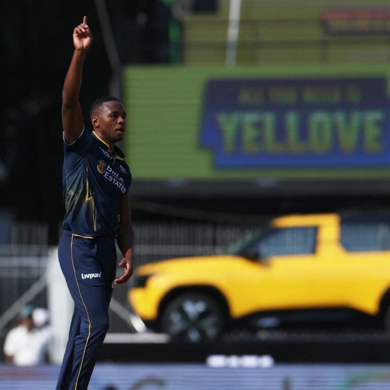 IPL- चेन्नई के 4 विकेट गिरे:सुथार ने ब्रेविस को आउट किया; गुजरात के खिलाफ स्कोर-45/4