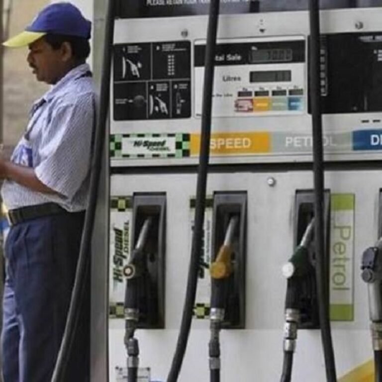 पेट्रोल ₹18 और डीजल ₹35 महंगा हो सकता है:पश्चिम बंगाल सहित 5 राज्यों में चुनाव के बाद बढ़ सकते हैं दाम, तेल कंपनियां नुकसान में
