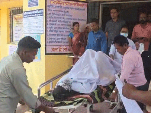 ब्वॉयफ्रेंड से विवाद के बाद 95% जली मिली नाबालिग गर्लफ्रेंड,मौत:किश्त पर खरीदे मोबाइल छीनने पर झगड़ा, पेट्रोल खरीदा, सुसाइड की दी थी धमकी