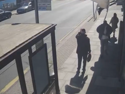 लंदन में दो यहूदियों पर चाकू से हमला:दोनों घायल, पुलिस ने आरोपी को गिरफ्तार किया, आतंकी लिंक की जांच शुरू