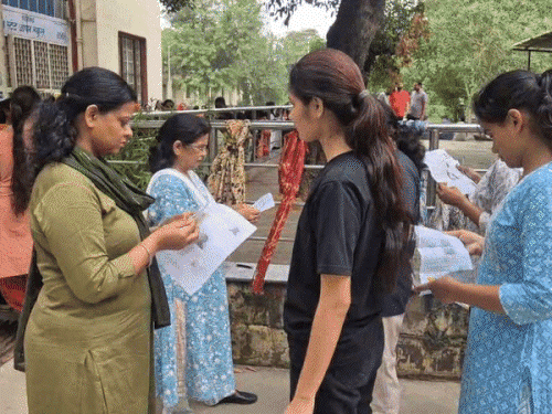 पॉलिटिकल-साइंस लेक्चरर के 219,कॉमर्स में 58 पद खाली रह गए:न्यूनतम अंक भी नहीं ला पाए; RPSC ने 2202 पोस्ट के लिए निकाली थी भर्ती