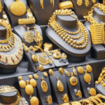 सोना ₹1 हजार गिरकर ₹1.51 लाख पर आया:चांदी की कीमत ₹9 हजार कम होकर ₹2.35 लाख हुई, देखें अपने शहर में सोने के दाम