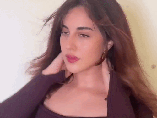 क्रिकेटर अर्शदीप रूमर्ड गर्लफ्रेंड समरीन संग दिखे:चंडीगढ़ एयरपोर्ट पर साथ थे; पिता बोले- बेटा किससे शादी करेगा, ये उसका निजी फैसला