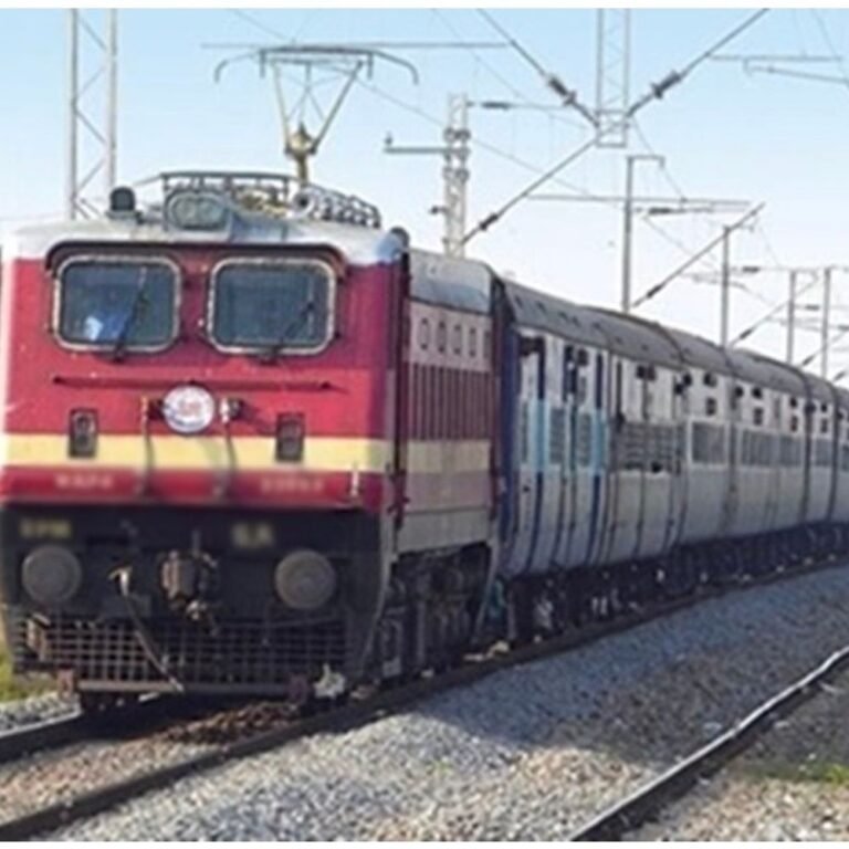 रेलवे ने रायपुर–बिलासपुर मेमू ट्रेनें बहाल की:गर्डर लॉन्चिंग कार्य के कारण रद्द की गई थी, अब अपने निर्धारित समय पर चलेंगी