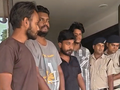 मामा के बेटे के अपहरण का मास्टरमाइंड निकला भांजा:हनीट्रैप से फंसाया, कार से किडनैप कर 1 करोड़ फिरौती मांगी; युवती समेत 5 अरेस्ट