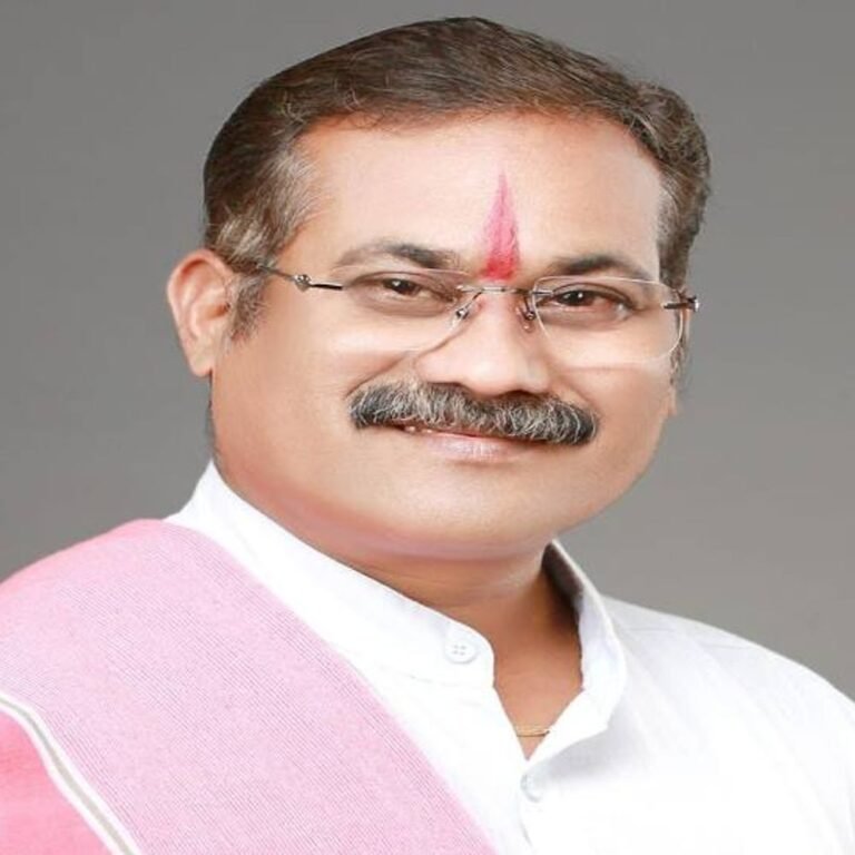 अमित-बघेल को हाईकोर्ट से अंतरिम जमानत:3 महीने तक रायपुर में रहने पर रोक, छत्तीसगढ़-महतारी की मूर्ति टूटने पर अग्रवाल-सिंधी समाज पर की थी टिप्पणी