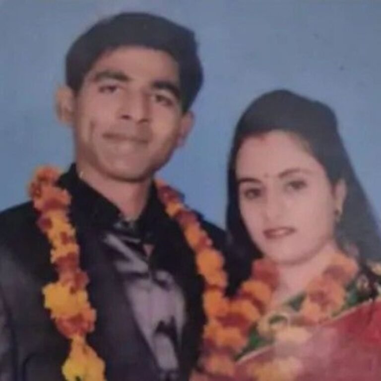 विंग कमांडर सुसाइड केस में पत्नी पर FIR:परिजनों से बातचीत पर पाबंदी लगाई, पिता बोले- पोता-पोती से भी बात नहीं होती थी