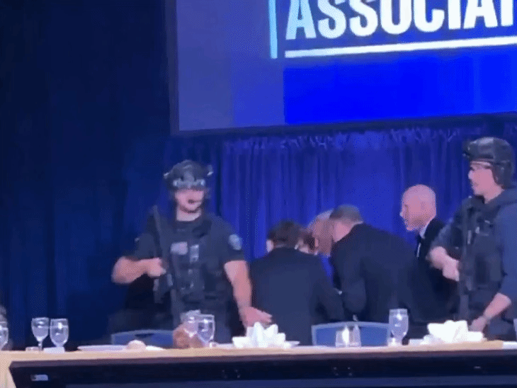 वॉशिंगटन में होटल के बाहर फायरिंग, ट्रम्प अंदर थे:हमलावर मारा गया; सभी मेहमानों को मेज के नीचे छिपने को कहा गया, सभी सुरक्षित