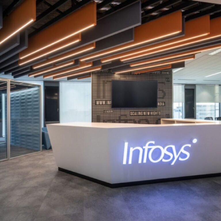 इंफोसिस का मुनाफा चौथी तिमाही में 21% बढ़ा:यह ₹8,501 करोड़ रहा, रेवेन्यू 13% बढ़ा; निवेशकों को 25 रुपए डिविडेंड देगी कंपनी
