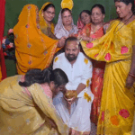 BJP विधायक दीपेश की सामूहिक विवाह में शादी:बेमेतरा में बैलगाड़ी से निकली बारात, ई-रिक्शा से पहुंचे बाकी दूल्हे, डिप्टी सीएम शामिल हुए