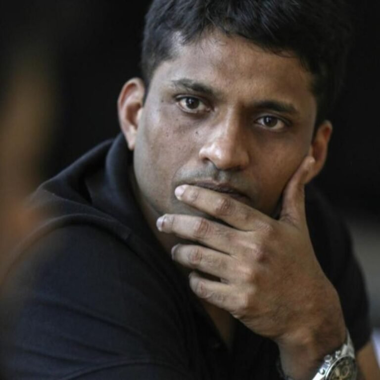बायजूस के फाउंडर रविंद्रन को 6 महीने जेल की सजा:सिंगापुर कोर्ट ने प्रॉपर्टी और पेपर छिपाने का दोषी पाया, ₹67 लाख का जुर्माना भी लगाया