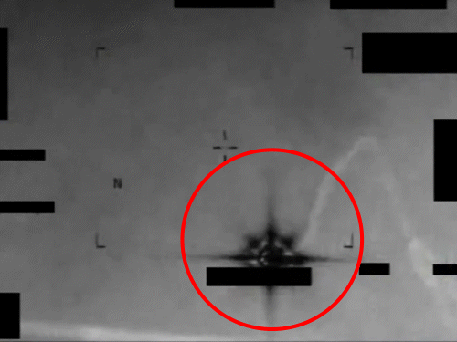 अमेरिका ने UFO से जुड़ी पहली फाइलें जारी की:चांद पर रहस्यमयी वस्तुएं दिखने का दावा, अंतरिक्ष यात्री बोले- बाहर आतिशबाजी जैसा नजारा