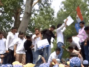 3 मई को हुआ NEET-एग्जाम रद्द,23 लाख छात्र बैठे थे:पेपर लीक के आरोप, CBI जांच करेगी; परीक्षा की नई तारीख अभी तय नहीं