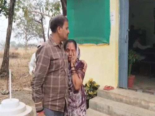 पद्मश्री फूलबासन बाई का अपहरण:फोटो खिंचवाने के बहाने बुलाया, हाथ-मुंह बांधकर कार में डाला, चेकिंग में पकड़ाए, कहा- मिर्गी आई है, सिपाही ने पहचाना