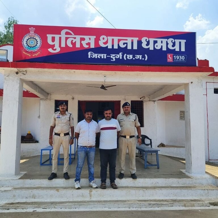 दुर्ग में रात में बाइक चोरी, सुबह गिरफ्तारी:4 मोटरसाइकिल बरामद; ऑनलाइन सट्टा के दो फरार आरोपी भी पकड़े गए