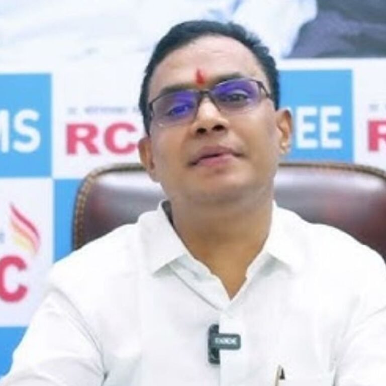 NEET केस में लातूर की केमिस्ट्री कोचिंग का डायरेक्टर गिरफ्तार:3 दिन पहले पूछताछ हुई, CBI ने सेंटर पर छापेमारी की; अब तक 10 गिरफ्तार