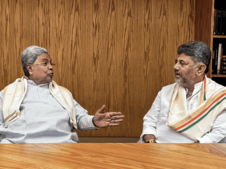 दावा- कर्नाटक CM सिद्धारमैया कल इस्तीफा दे सकते हैं:मंत्रियों को ब्रेकफास्ट पर बुलाया; कांग्रेस की डीके शिवकुमार को मुख्यमंत्री बनाने की तैयारी
