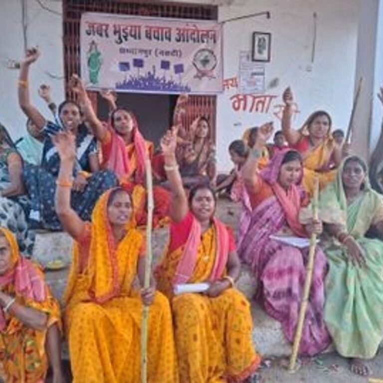 नकटी-गांव के 2 वार्डों को खाली कराने की तैयारी पूरी:आधी रात 1000 से ज्यादा पुलिस बल तैनात, कभी भी हो सकती है कार्रवाई