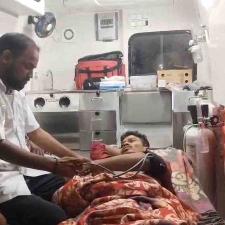 पुजारीकांकेर पहुंची 108 एम्बुलेंस, युवक की बची जान:दलदली रास्तों से पार कर नक्सल प्रभावित क्षेत्र में मिली मदद