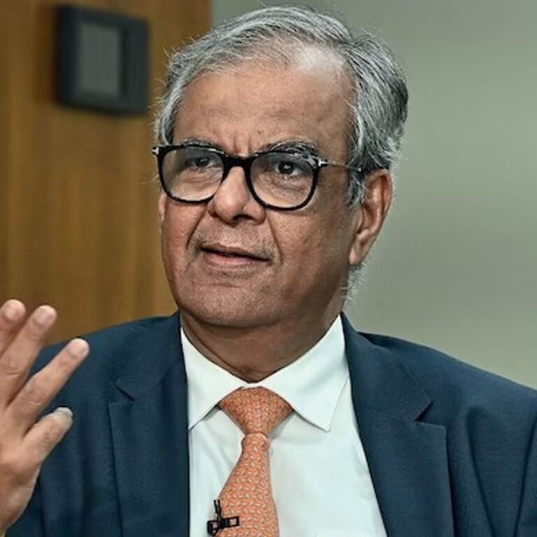 कोटक बैंक के MD-CEO का पद छोड़ेंगे अशोक वासवानी:दिसंबर 2026 के बाद दोबारा उनकी नियुक्ति नहीं होगी; बोर्ड ने नए CEO की तलाश शुरू की