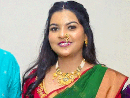 शादी के 48वें दिन डॉक्टर की पत्नी ने सुसाइड किया:आरोप- पति किसी से बात करने पर पीटता, घर में CCTV लगवाए थे; ठाणे का मामला