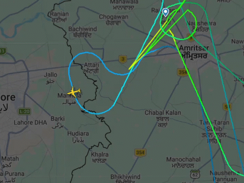एअर इंडिया विमान के PAK एयरस्पेस में घुसने की जांच:DGCA का एयर ट्रैफिक कंट्रोलर, क्रू पर एक्शन; 2025 से भारतीय विमानों के जाने पर मनाही