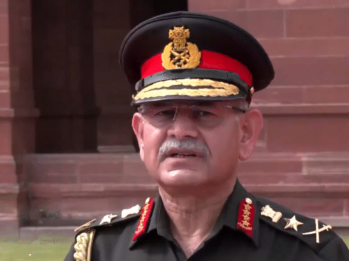 जनरल उपेंद्र द्विवेदी आर्मी चीफ के पद से रिटायर:नेशनल वॉर मेमोरियल पर शहीद जवानों को श्रद्धांजलि दी; जनरल सेठ ने आर्मी चीफ का कार्यालय संभाला