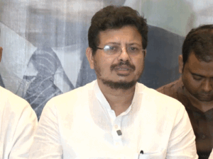 बागियों की ममता बनर्जी को सबसे बड़ी चुनौती:TMC की पैरलल वर्किंग कमेटी बनाई, अरूप रॉय अध्यक्ष; ऋतब्रत बोले- दीदी चाहें तो सलाहकार बन जाएं