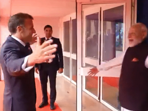 मोदी फ्रांस में राष्ट्रपति मैक्रों से मिले:PM ने कहा- दोनों देश एक सोच से आगे बढ़ रहे; मैक्रों बोले- भारत इनोवेशन का देश
