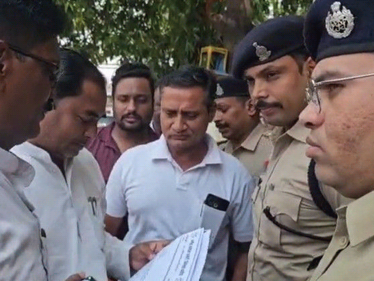 महादेव ऐप के सौरभ से भूपेश की कथित चैट वायरल:पूर्व सीएम ने बताया फर्जी, बोले- खवि खराब करने की कोशिश, 2 यूट्यूबर्स पर FIR