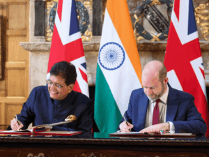 UK की व्हिस्की-कारें भारत में 27 दिन बाद सस्ती मिलेंगी:भारत-UK के बीच फ्री ट्रेड एग्रीमेंट 15 जुलाई से लागू होगा; जानें किन चीजों के दाम बदलेंगे