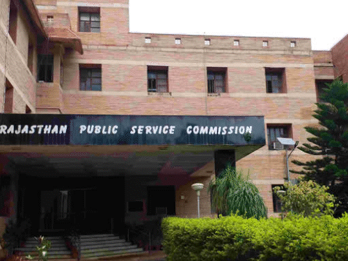 SI भर्ती री-एग्जाम- पेपरलीक रोकने के लिए 8 बड़े बदलाव:2.30 लाख अभ्यर्थियों ने किनारा किया, 3 की जगह सिर्फ 1 दिन में ही होगी परीक्षा