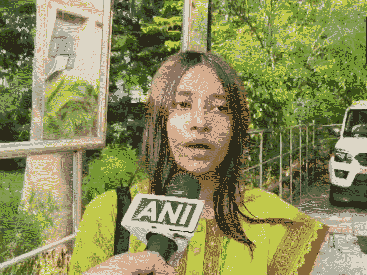 दिल्ली के मालवीय नगर अग्निकांड की पीड़िता का आरोप:बांग्लादेश शव भेजने के लिए ₹1.8 लाख वसूले, मुफ्त व्यवस्था का वादा था