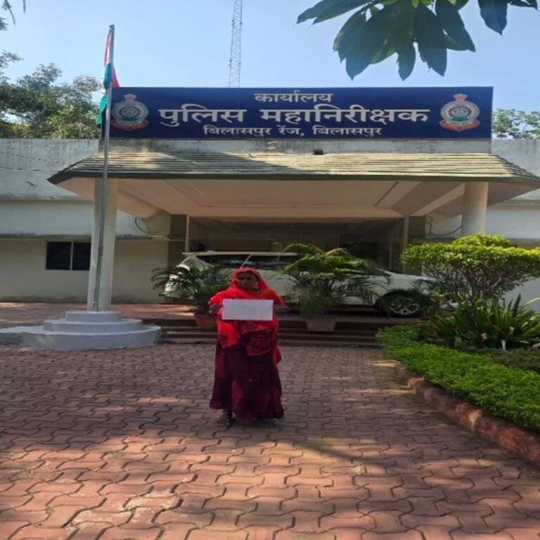 बुजुर्ग महिला ने PM-CM से मांगी इच्छा मृत्यु:बोली- BJP समर्थित पंच ने धान-पंजीयन और बीमा के बहाने 90 लाख की संपत्ति हड़पी, FIR दर्ज