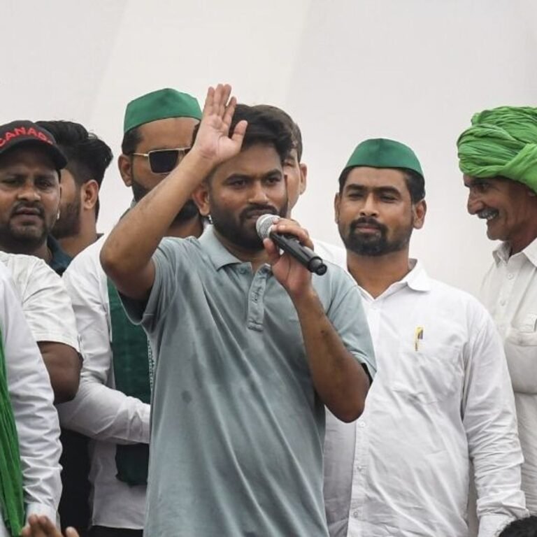 कॉकरोच पार्टी फाउंडर दीपके बोले- हम आतंकवादी नहीं:छात्रों के खून के दाग शिक्षा मंत्री के हाथों पर; धर्मेंद्र प्रधान ने CJP को दहशतगर्दों की B टीम कहा था