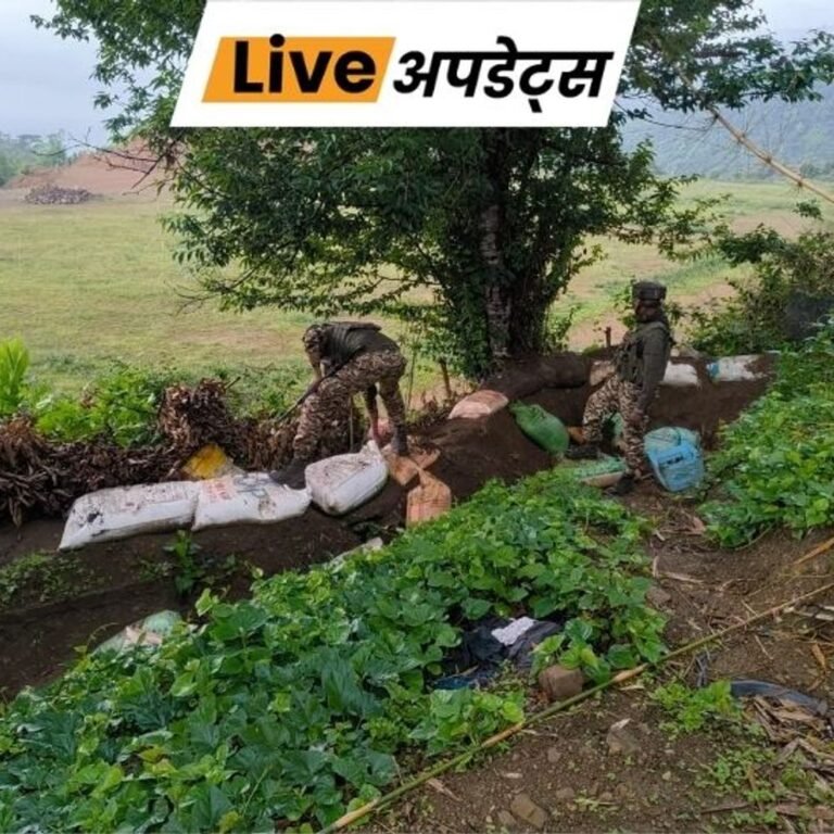 भास्कर अपडेट्स:मणिपुर में सुरक्षाबलों ने 30 अवैध बंकर ध्वस्त किए, हथियार भी बरामद