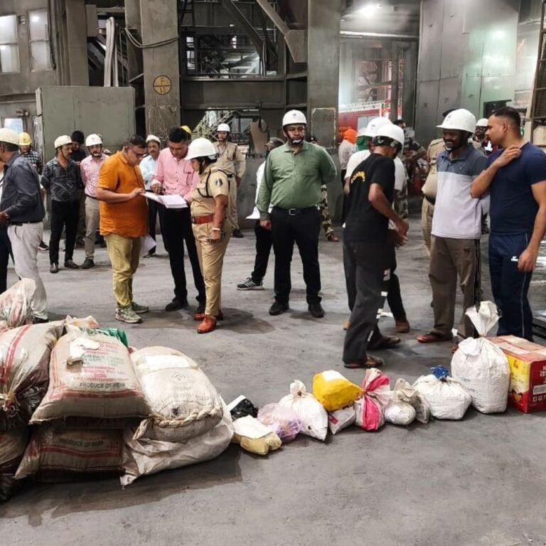बालोद पुलिस ने 29.52 लाख के मादक पदार्थ नष्ट किए:17 केस में जब्त 227 किलो गांजा-नशीली दवाएं भिलाई प्लांट में जलाईं