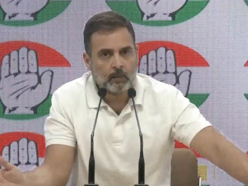 राहुल गांधी थोड़ी देर में प्रेस कॉन्फ्रेंस करेंगे:पेपर लीक मुद्दे पर करेंगे बात, कल PM आवास के बाहर धरने पर बैठे थे