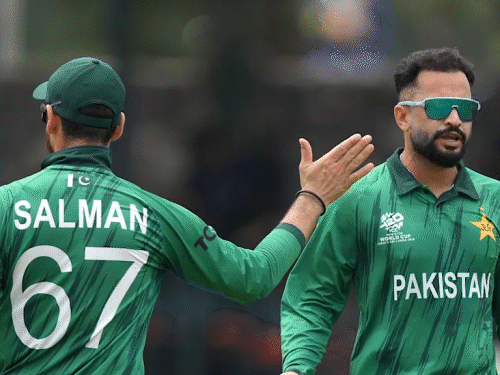 पाकिस्तानी स्पिनर मोहम्मद नवाज डोप टेस्ट में फेल हुए:ICC ने लगाया 3 महीने का बैन, 1 मई से लागू माना गया प्रतिबंध