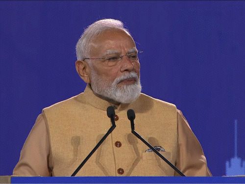 मोदी मेलबर्न में 30 हजार भारतीयों को संबोधित कर रहे:बोले- यहां आकर हैट्रिक लगाई; ऑस्ट्रेलिया-भारत में यूरेनियम डील, यह परमाणु ऊर्जा-हथियारों के लिए जरूरी