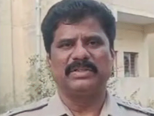 तेलंगाना DSP के पास मिली ₹300 करोड़ की संपत्ति:रिश्तेदारों, दोस्तों और सहयोगियों के नाम पर खरीदी करोड़ों की प्रॉपर्टी