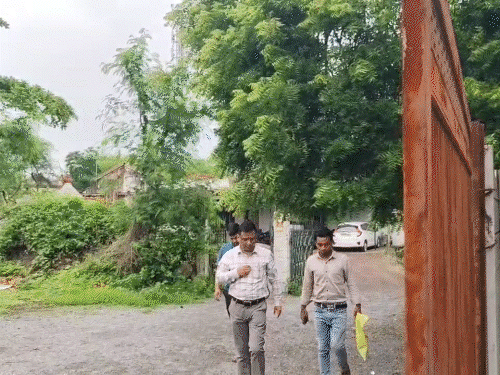शराब कारोबारी के घर ED-IT की संयुक्त रेड:बलौदाबाजार में राघवेंद्र-रूपेश सराफ के ठिकानों पर छापा, 2 दिन से जारी है कार्रवाई