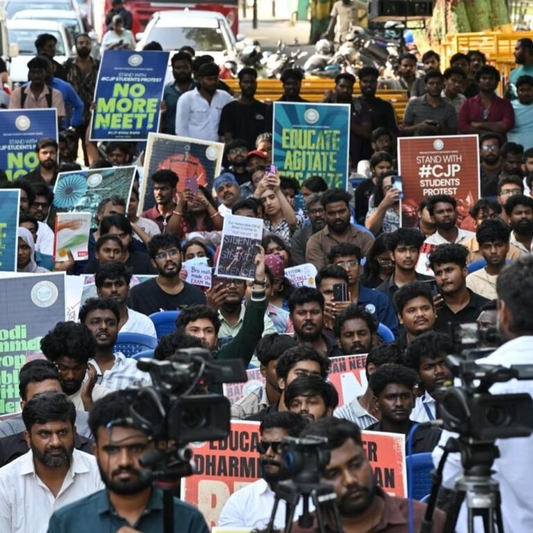 NEET केस- फास्ट ट्रैक कोर्ट में पहले दिन सुनवाई टली:CBI की तरफ से कोई वकील नहीं पहुंचा; आरोपियों की जमानत पर 3 अगस्त को सुनवाई